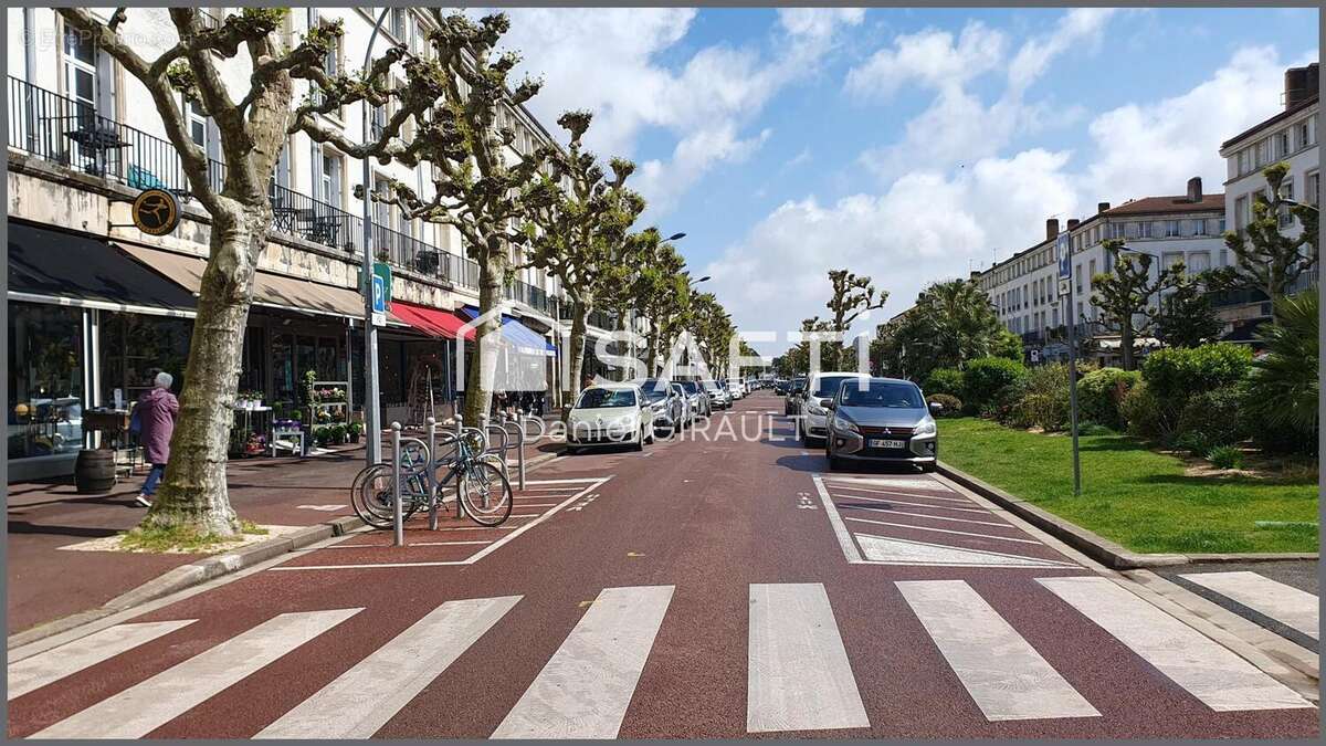 Photo 2 - Commerce à ROYAN
