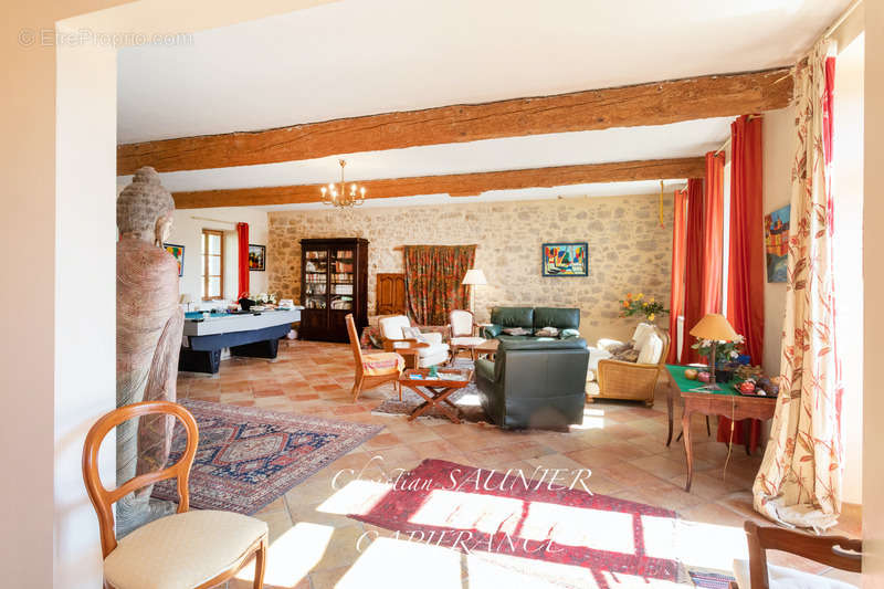 Maison à LA POMAREDE