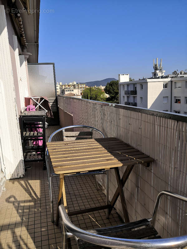 Appartement à LA GARDE