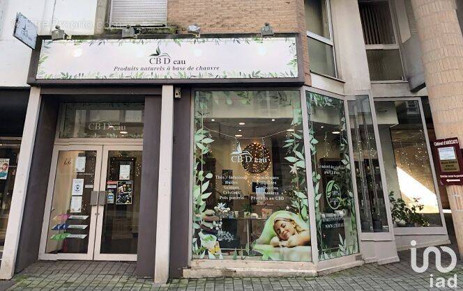 Photo 1 - Commerce à VANNES