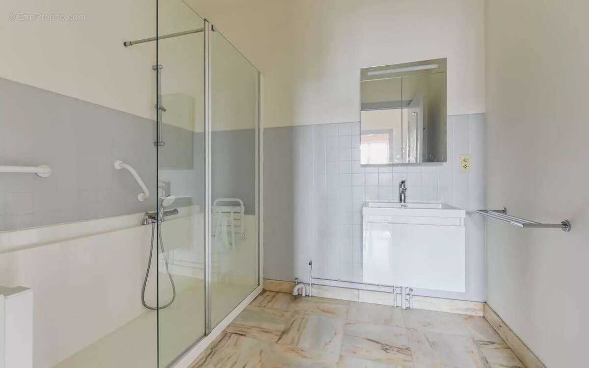 Appartement à LYON-5E