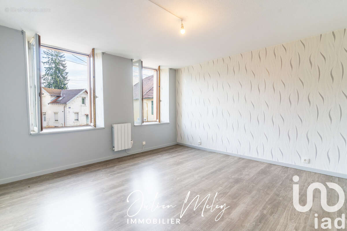 Photo 7 - Appartement à SAINTE-SUZANNE