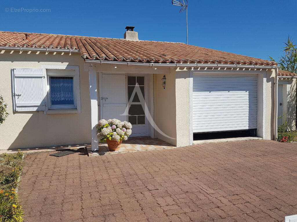 Maison à L&#039;AIGUILLON-SUR-VIE