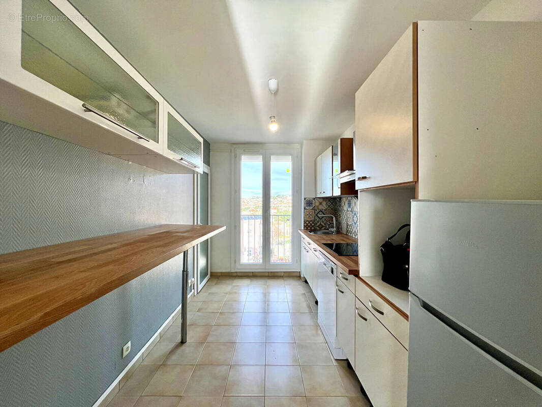 Appartement à PORT-DE-BOUC
