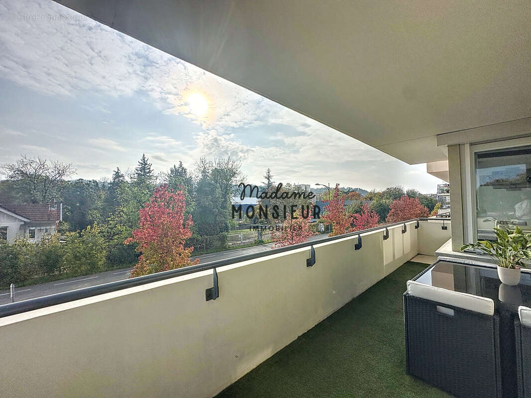 Appartement à BOURGOIN-JALLIEU