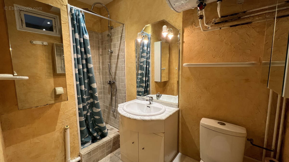 Appartement à NEAUPHLE-LE-CHATEAU