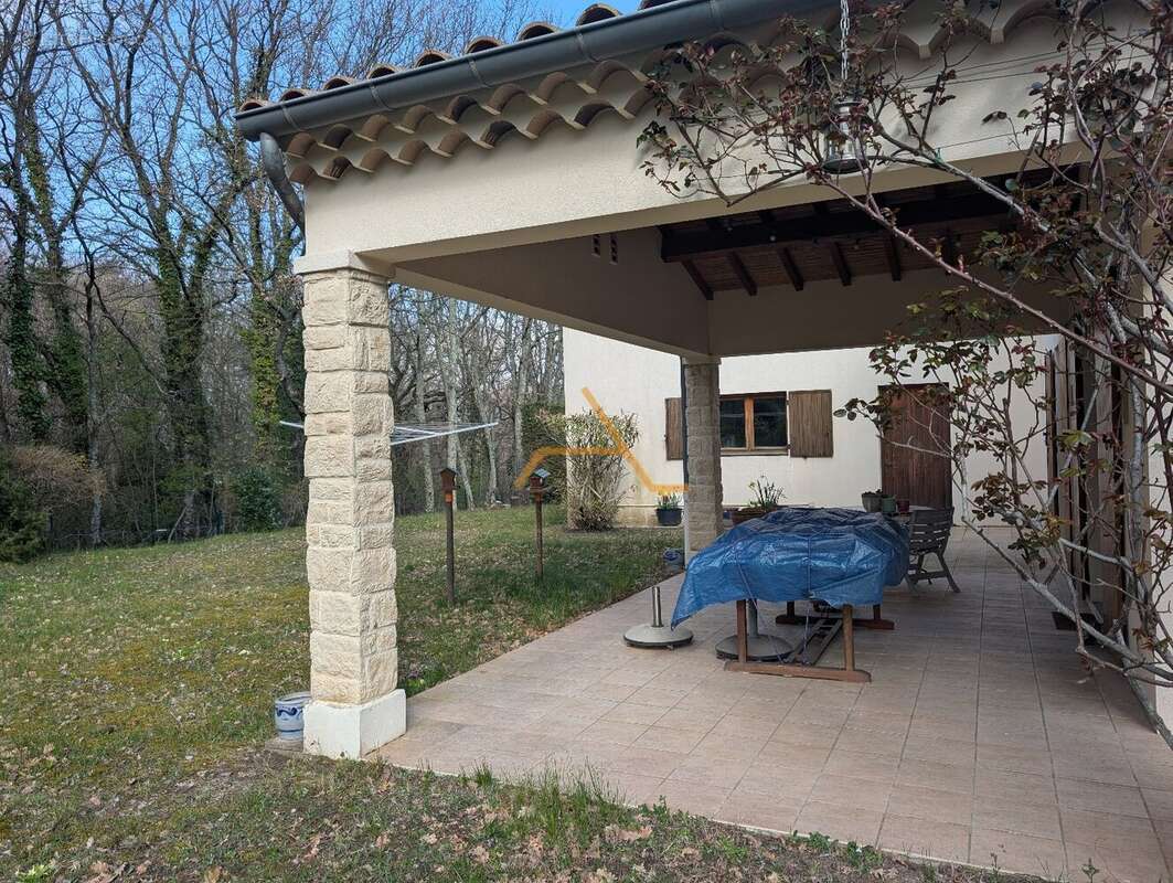 Maison à DIEULEFIT