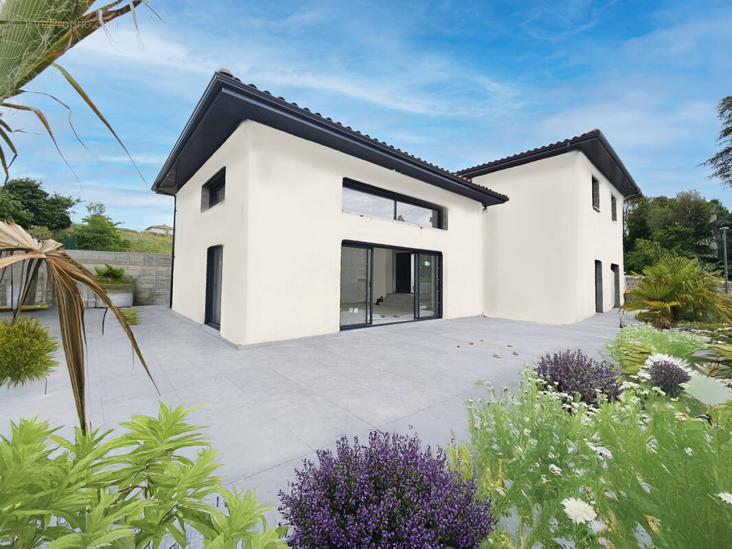 Maison à CHANAS