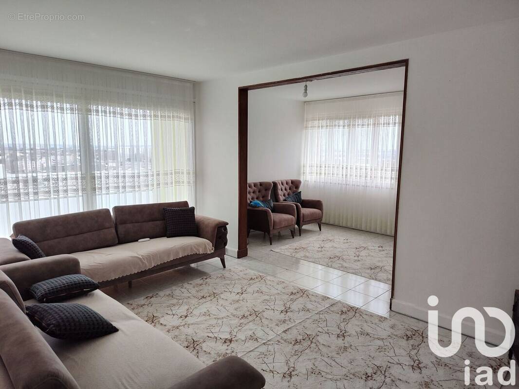 Photo 1 - Appartement à RIS-ORANGIS