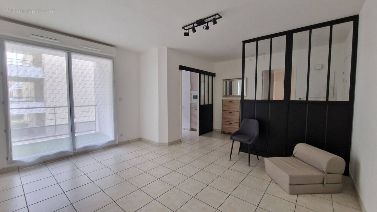 Appartement à LA RICHE