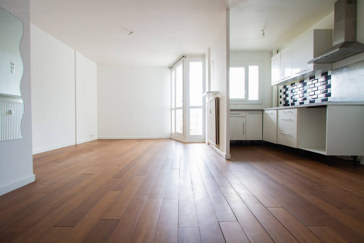 Appartement à THIAIS