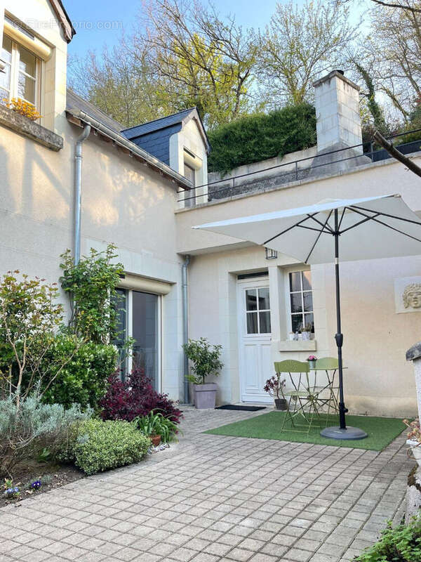 Maison à NAZELLES-NEGRON