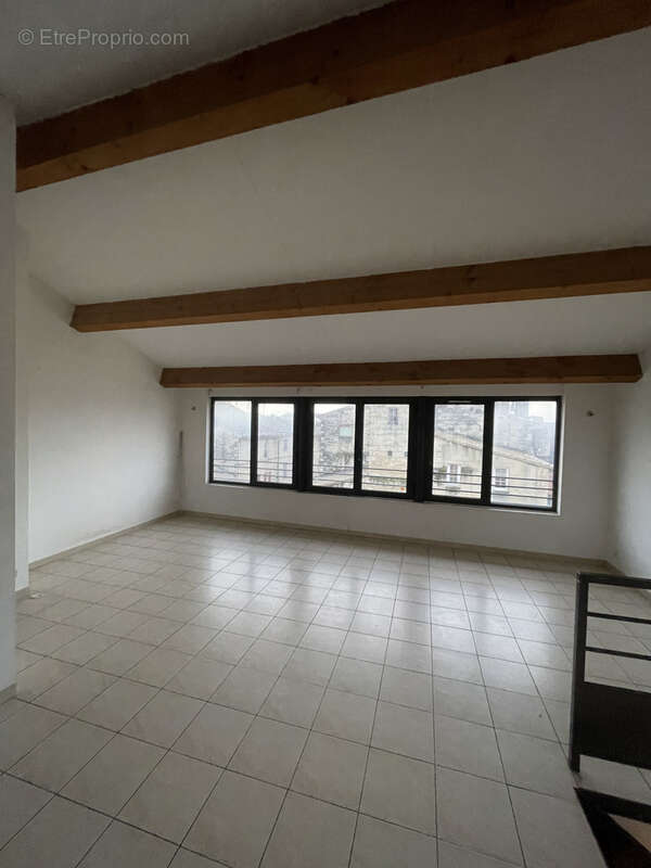 Appartement à BEAUCAIRE