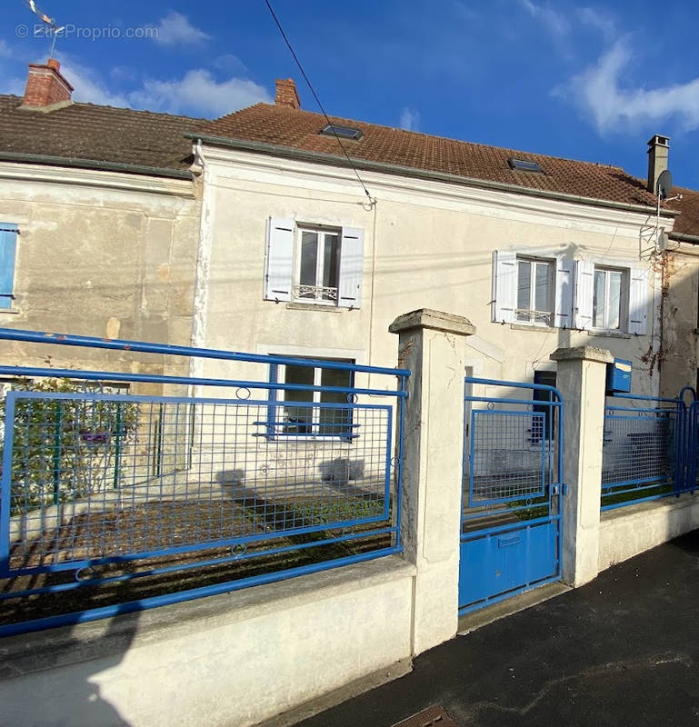 Maison à NANTEUIL-LES-MEAUX
