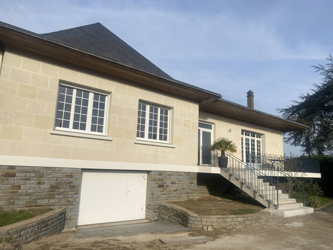Maison à LE CELLIER