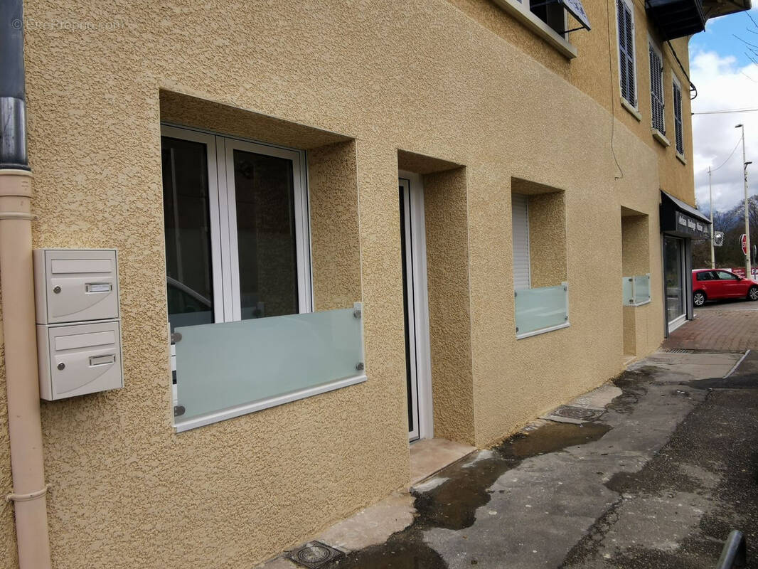 Appartement à CHARVIEU-CHAVAGNEUX