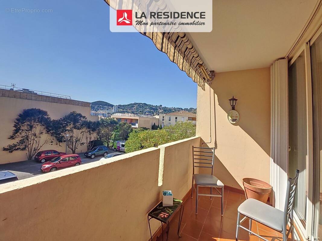 Appartement à VALLAURIS