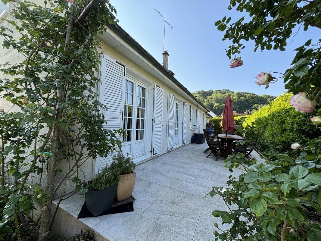Maison à MAYSEL