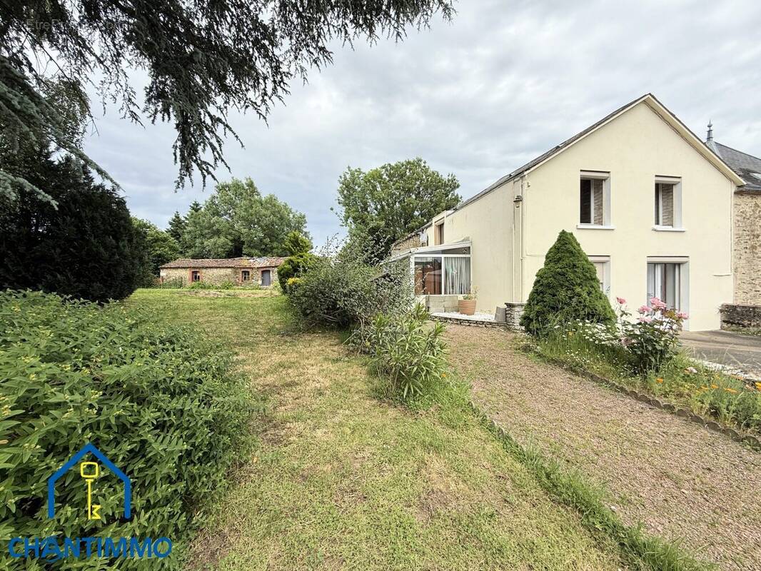 Maison à LA CHATAIGNERAIE