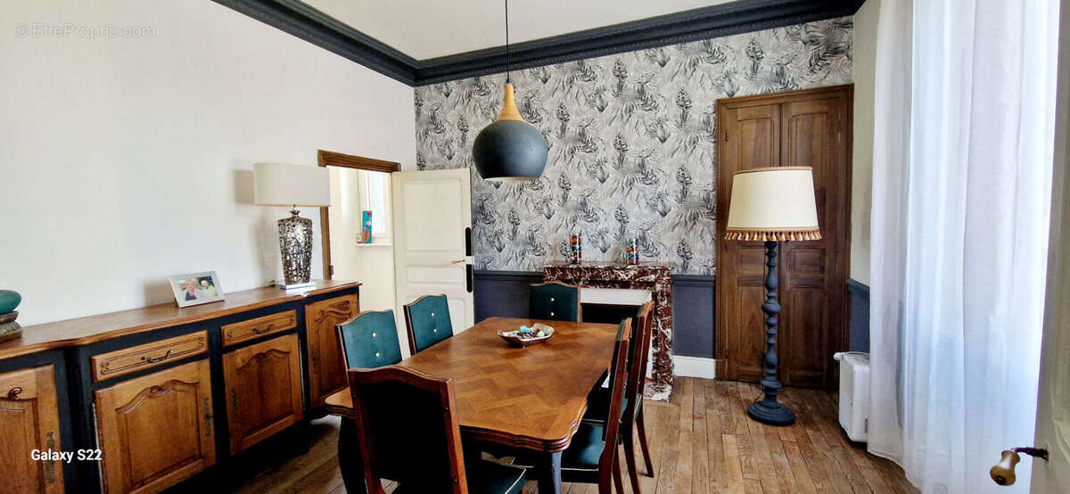 Maison à BEZENET