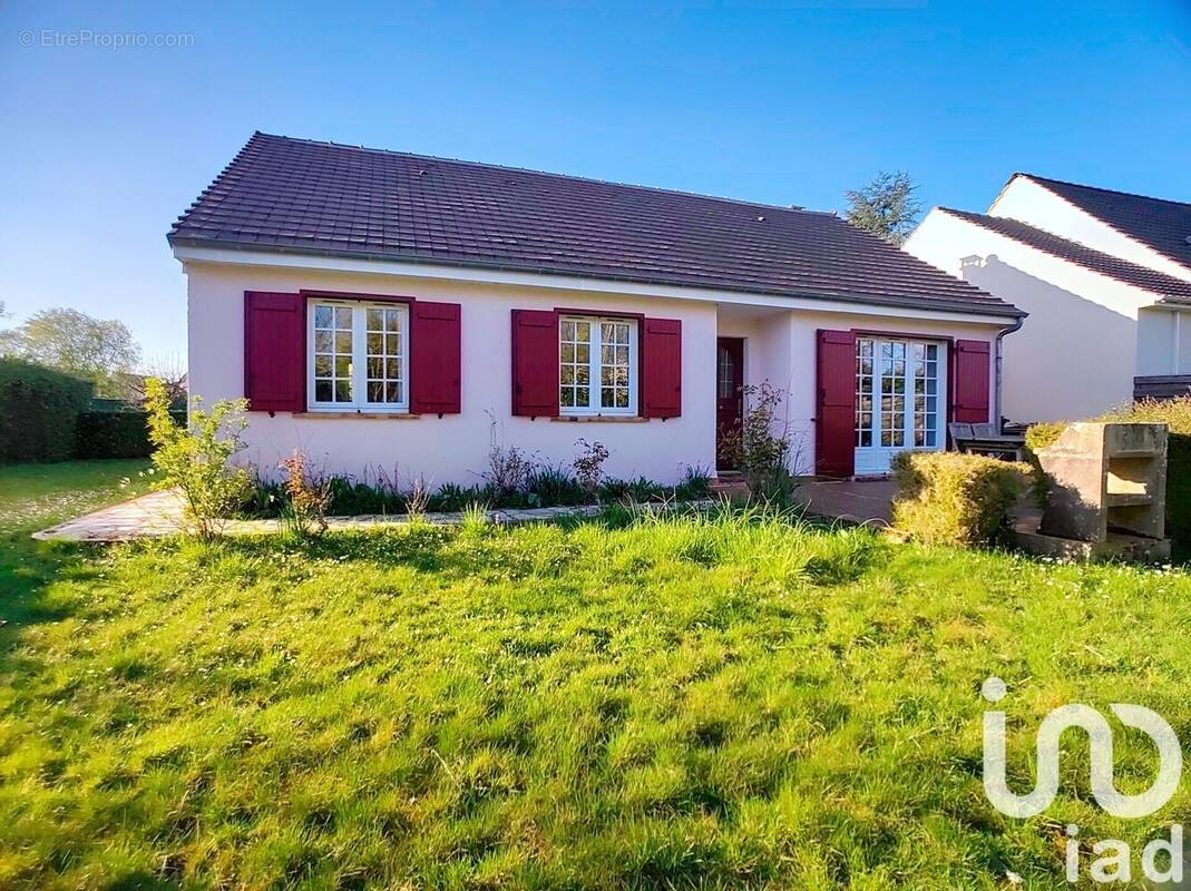 Photo 1 - Maison à LE CHATELET-EN-BRIE