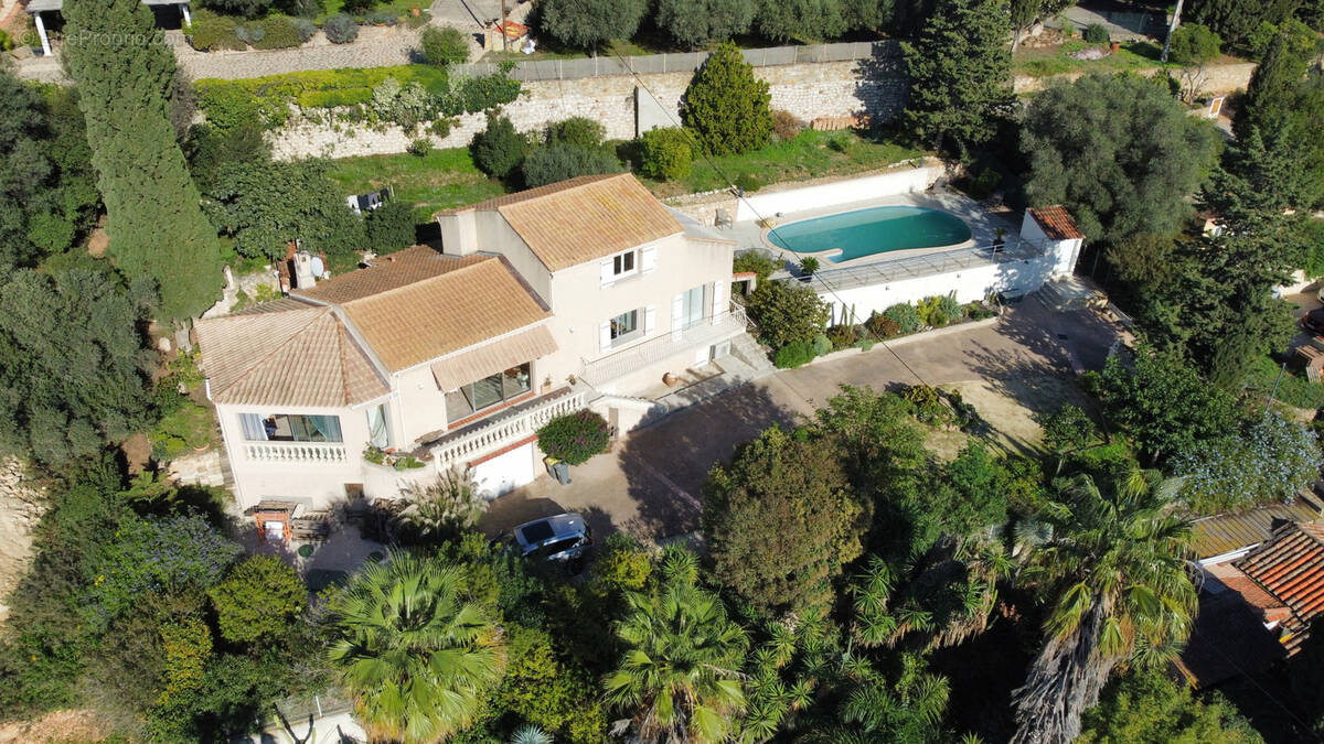 Maison à OLLIOULES