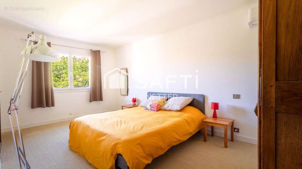 Photo 8 - Maison à ROQUEBRUNE-SUR-ARGENS