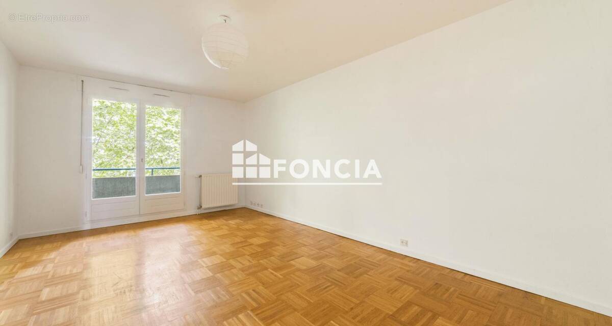 Appartement à VILLEURBANNE