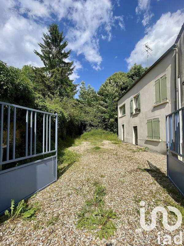 Photo 1 - Maison à MAREIL-SUR-MAULDRE