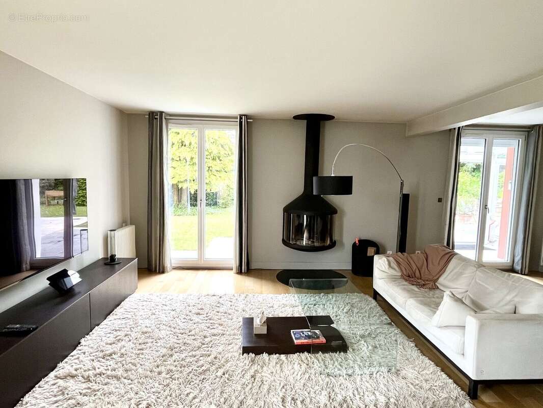 Maison à MARGENCY