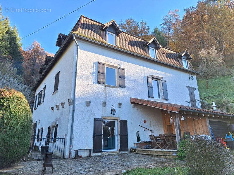 Maison à SAINT-CERE