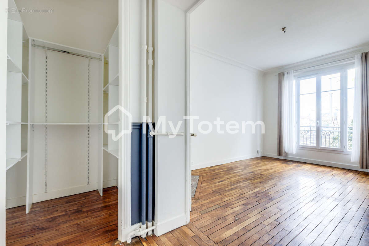 Appartement à ASNIERES-SUR-SEINE
