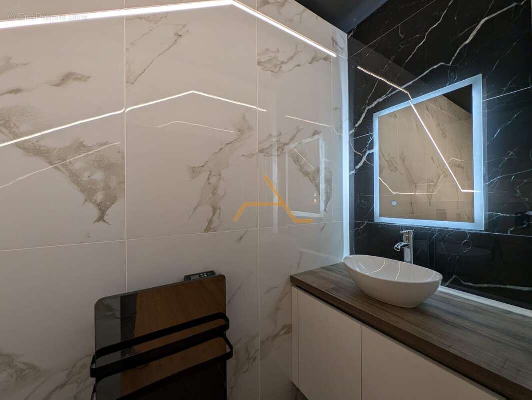 Appartement à DIEULEFIT