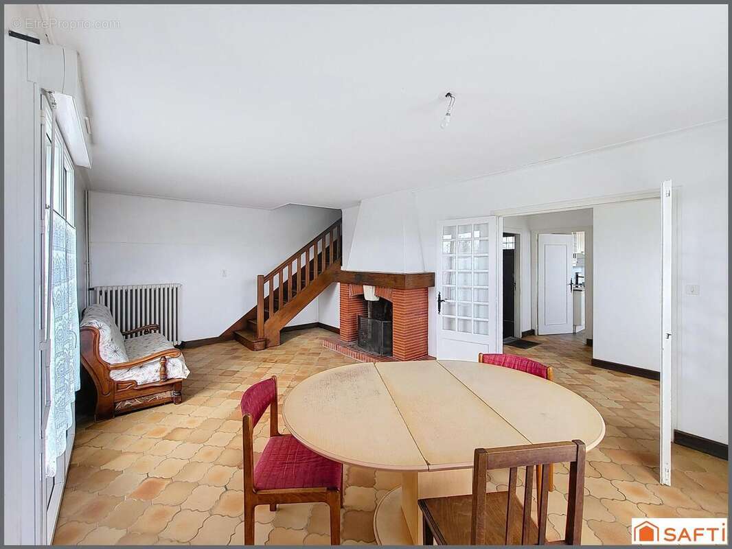 Photo 2 - Maison à VEZINS