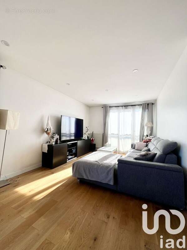 Photo 2 - Appartement à LE BOURGET