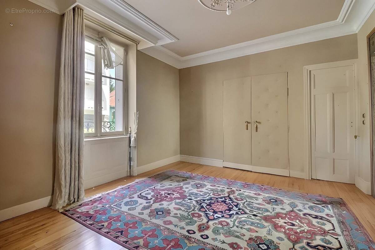 Appartement à CHAMALIERES
