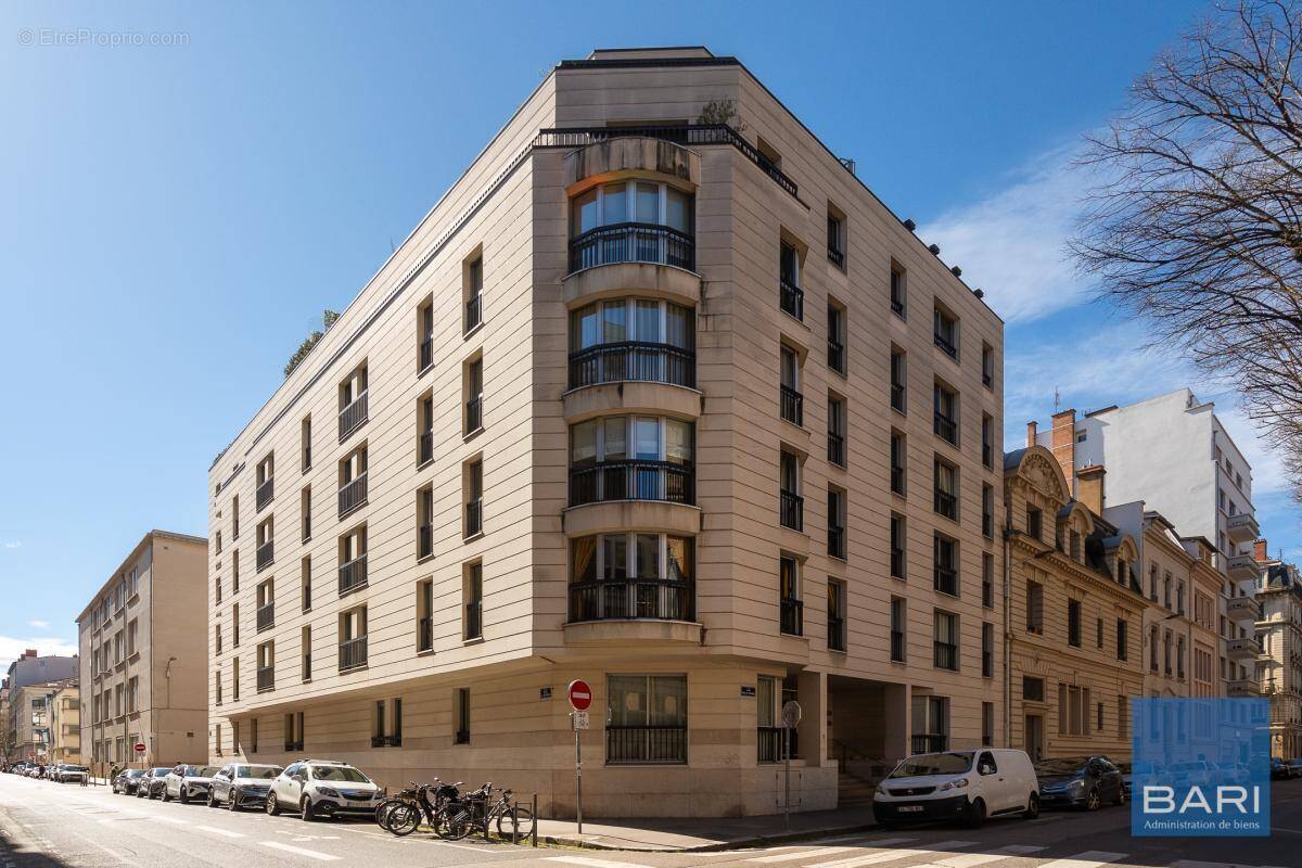 Appartement à LYON-6E