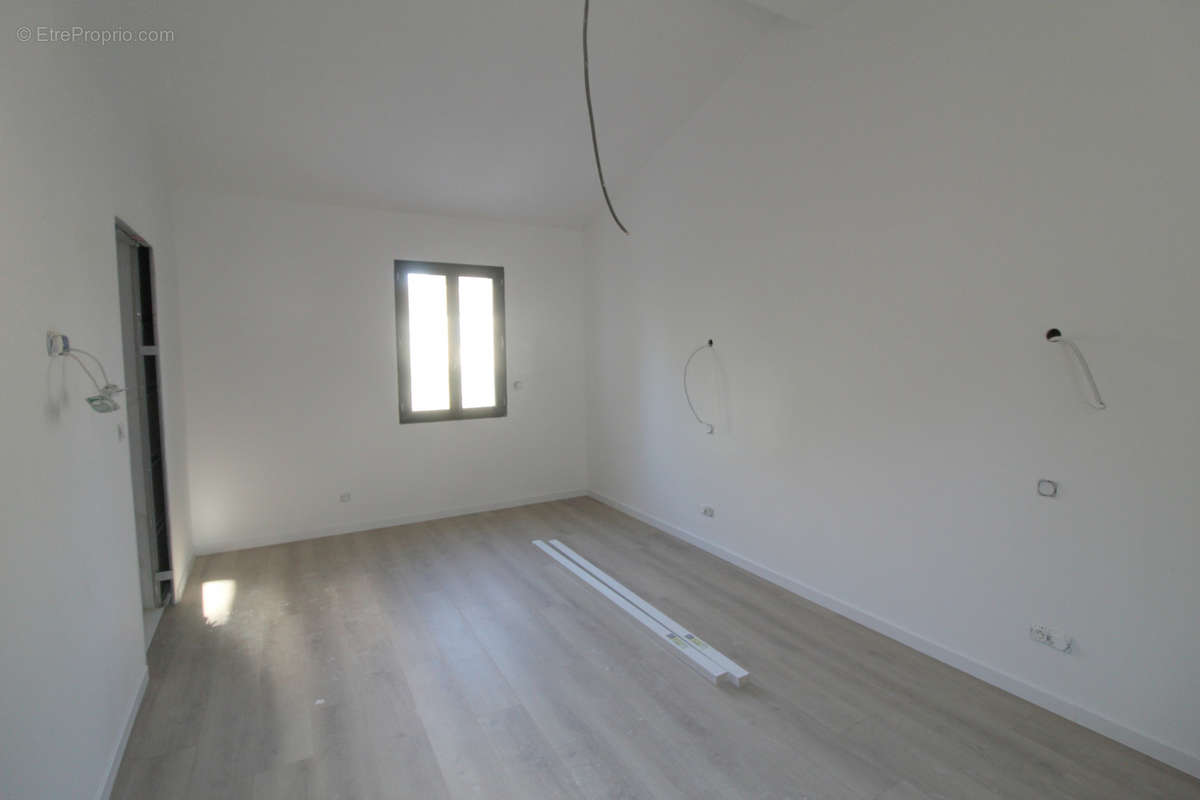 Maison à NIMES