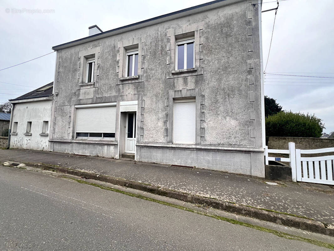 Maison à MELLAC
