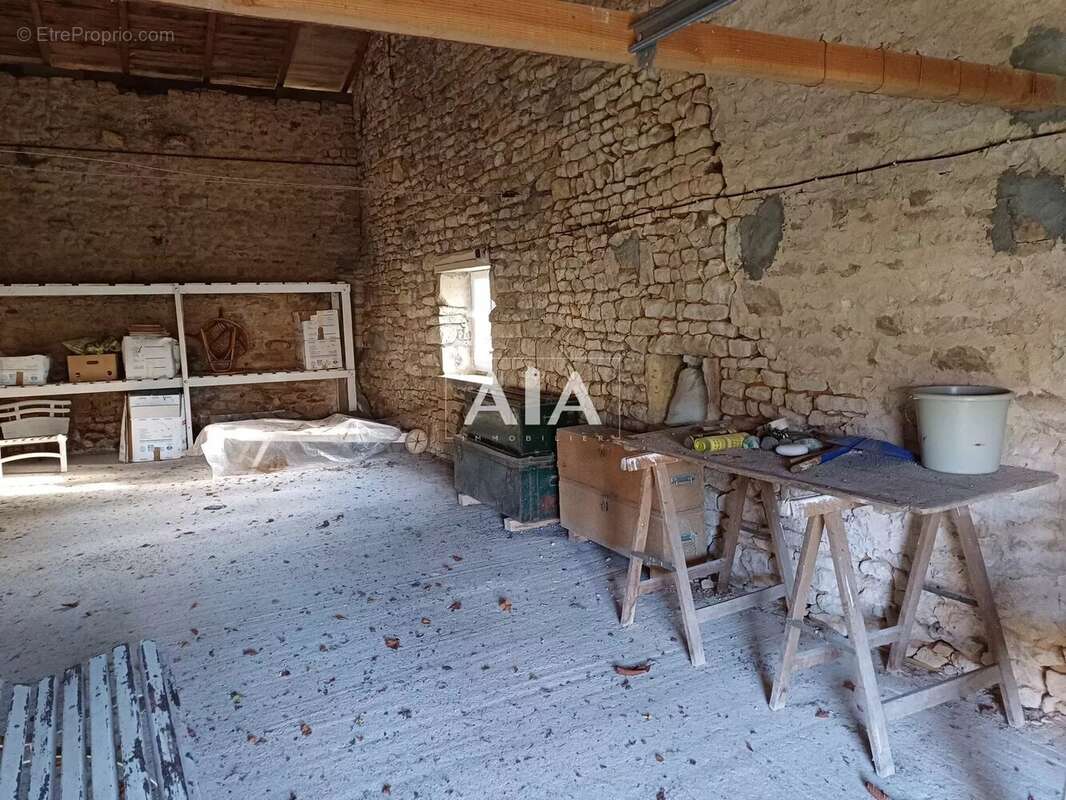 Maison à BENEST