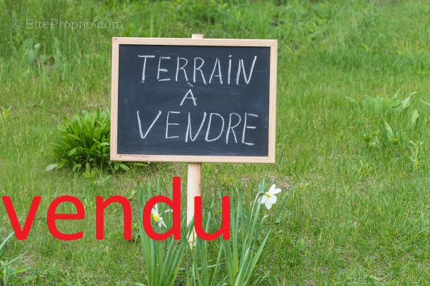 Terrain à TREGASTEL