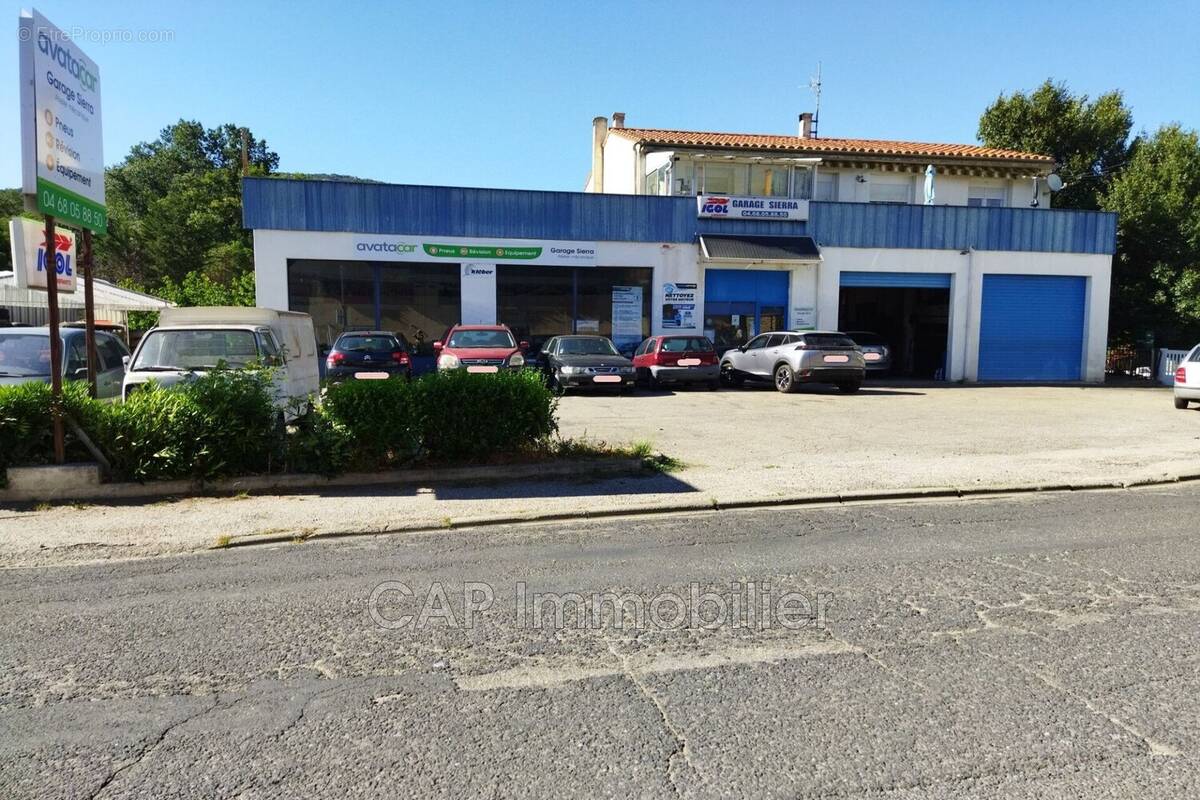 Commerce à VINCA