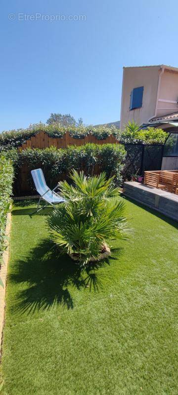 Maison à ROQUEBRUNE-SUR-ARGENS