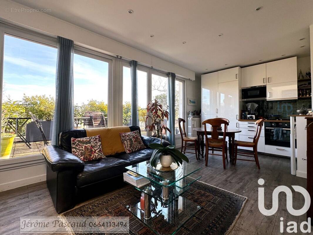 Photo 1 - Appartement à VERSAILLES