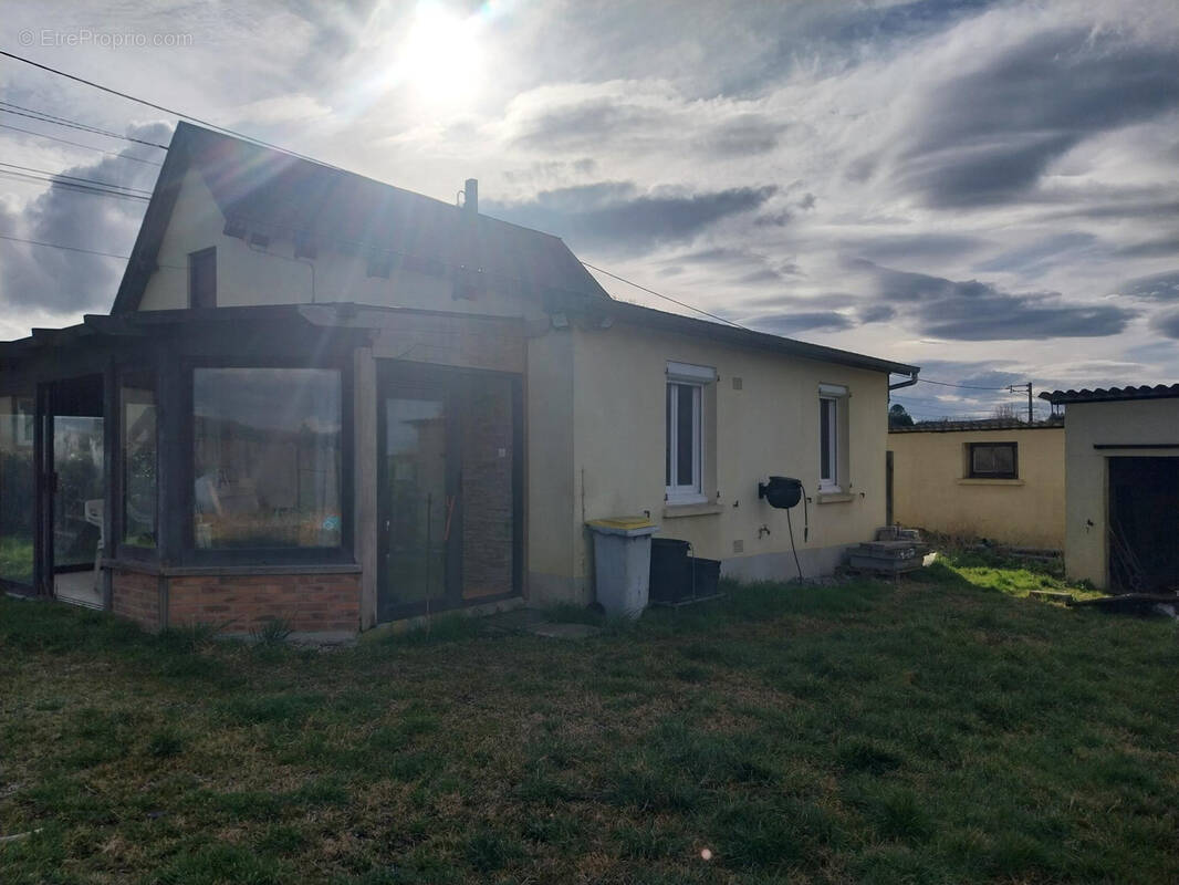 Maison à NEUFCHATEL-EN-BRAY