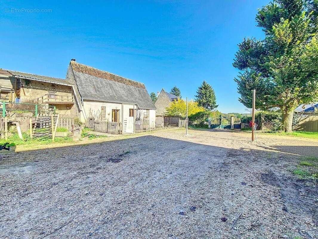 Photo 9 - Maison à ROCHECORBON