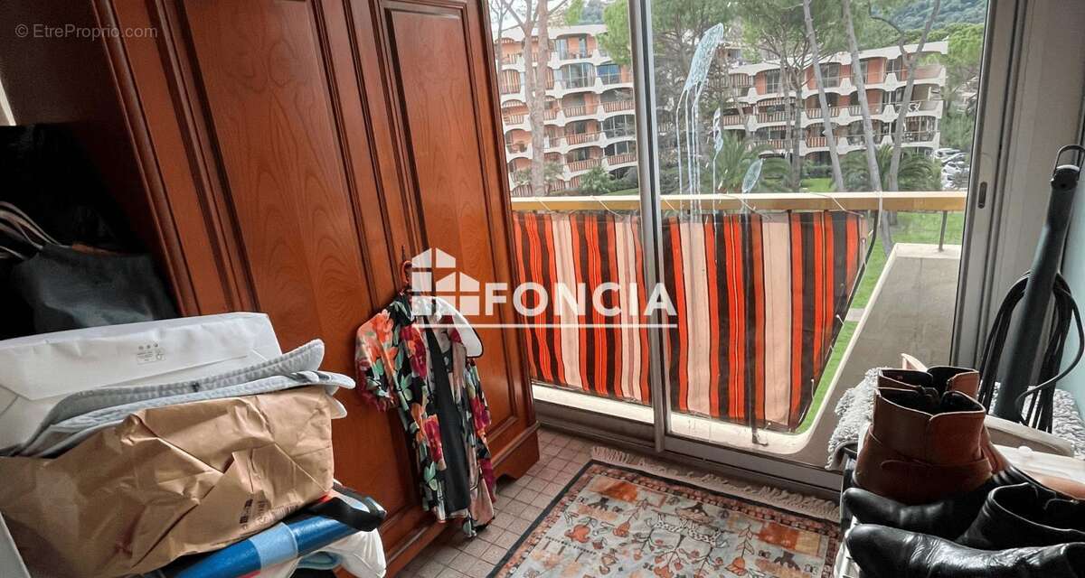 Appartement à MANDELIEU-LA-NAPOULE