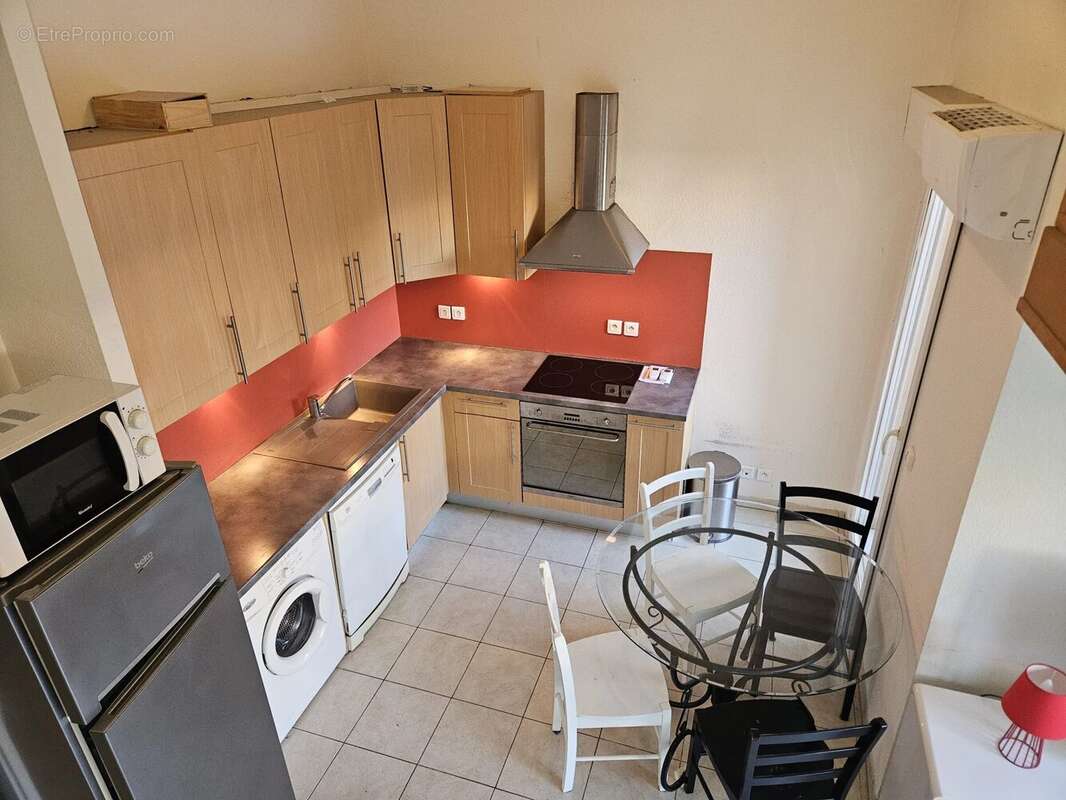 Appartement à SAINT-LAURENT-DU-VAR