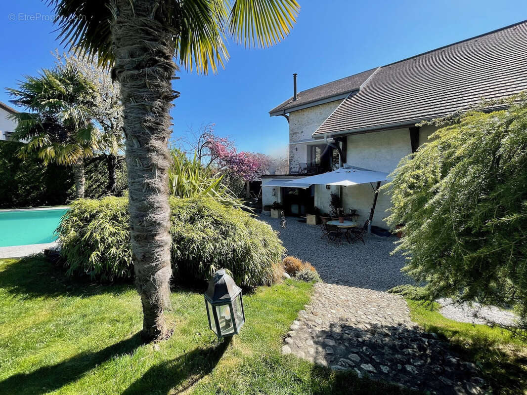 Maison à DIVONNE-LES-BAINS