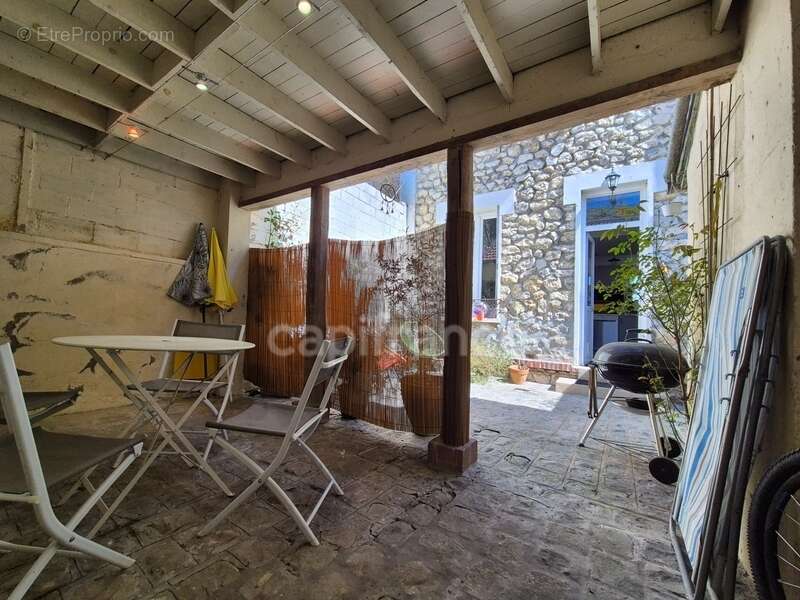 Maison à ETAMPES